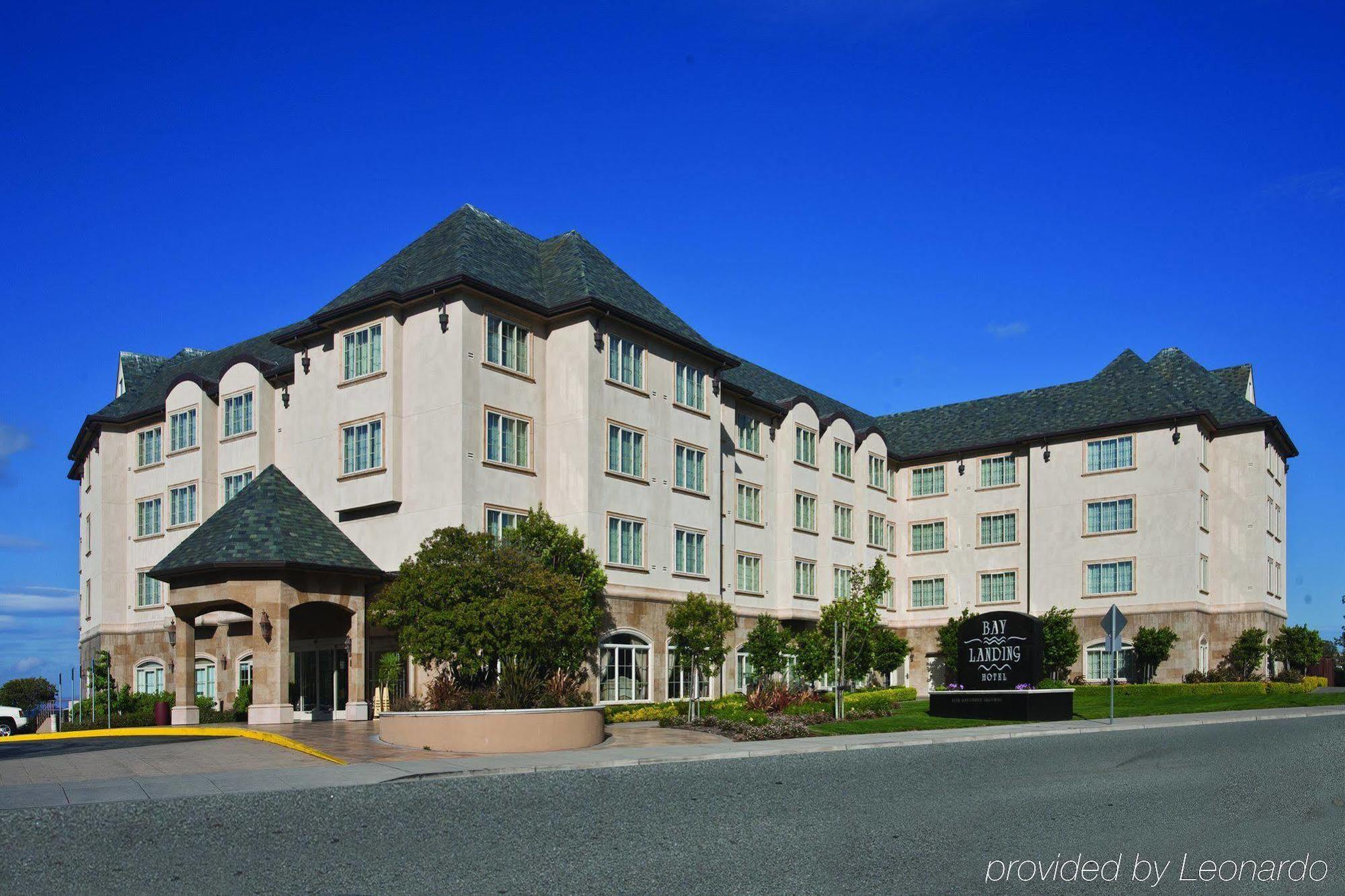 Bay Landing Hotel