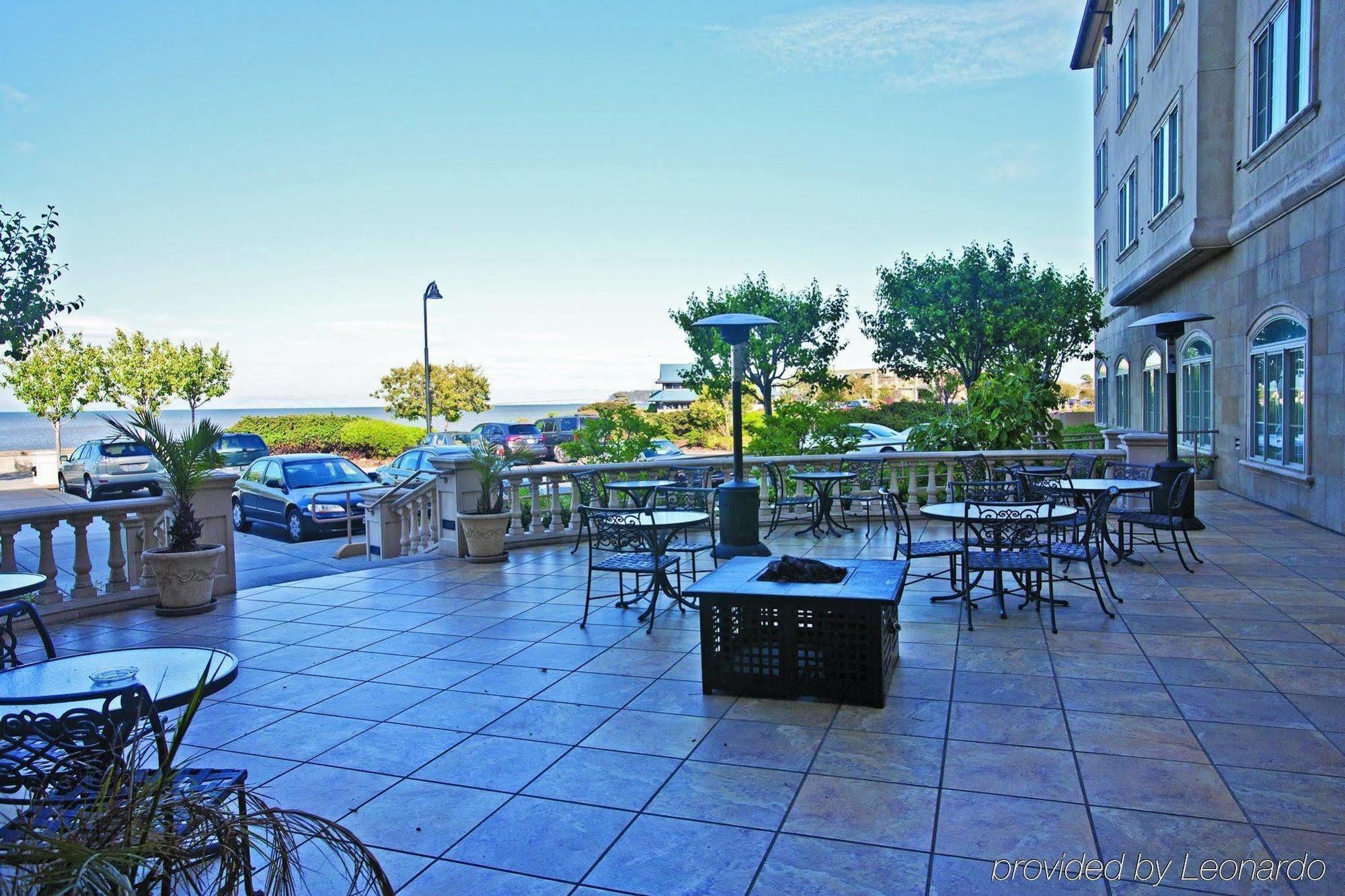 Bay Landing Hotel 3*