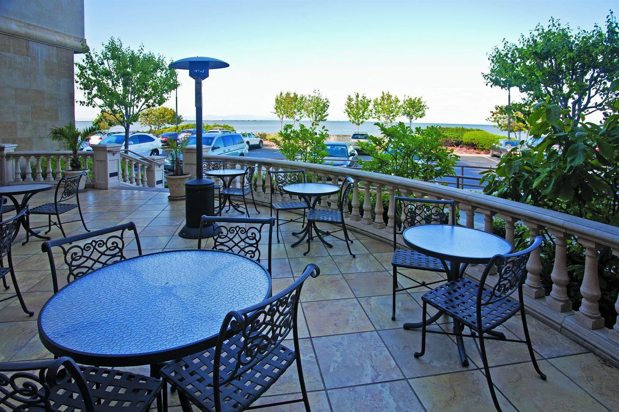 Bay Landing Hotel